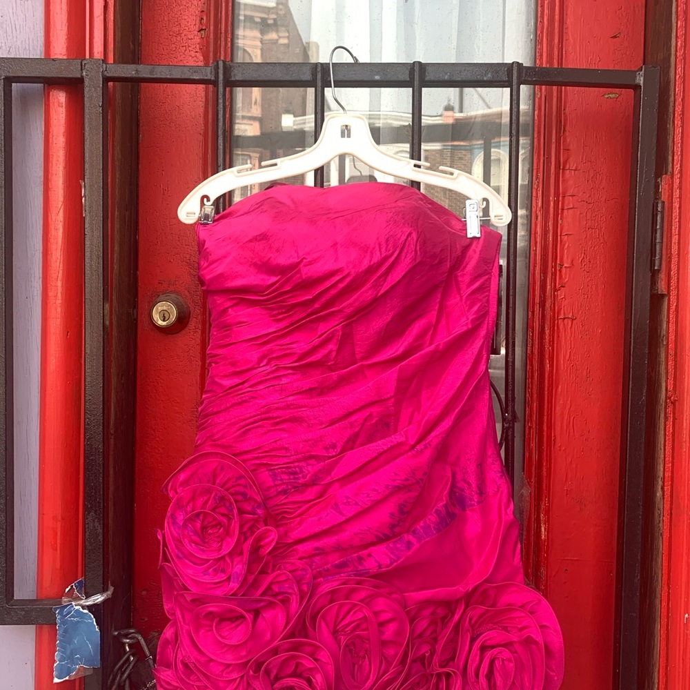 Elegant Faviana Couture Hot pink Party dress